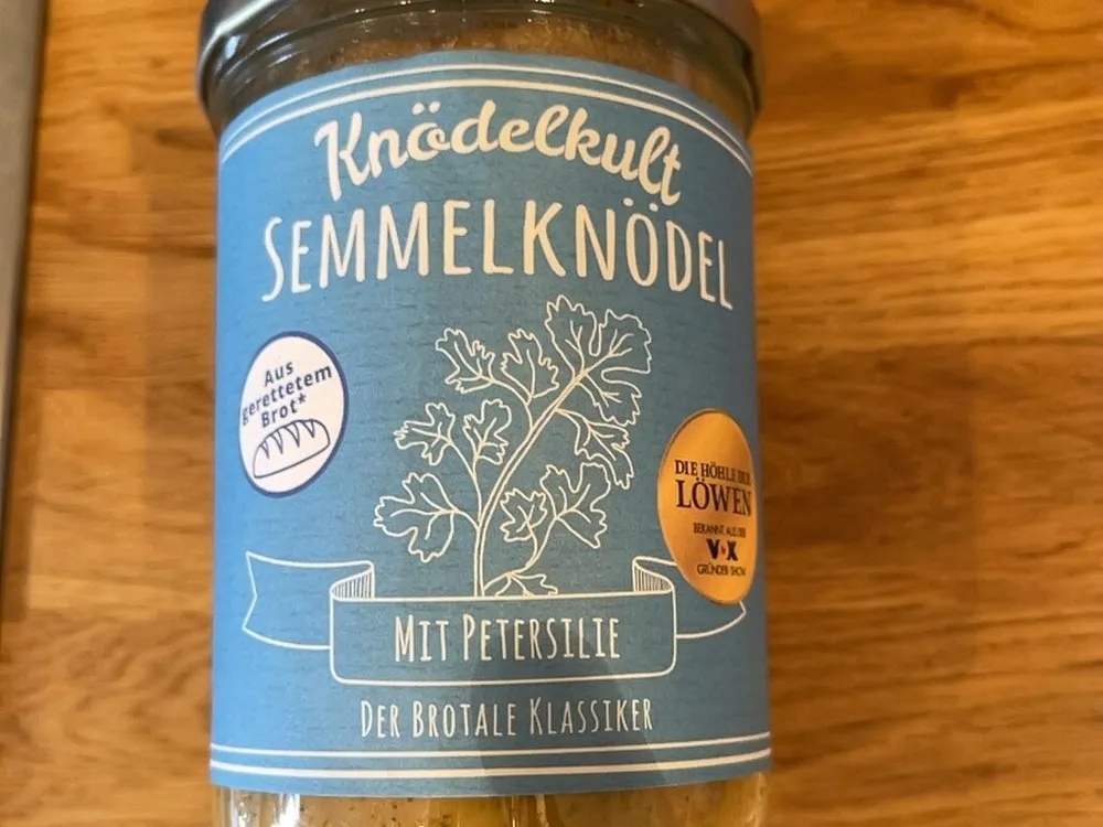 Knödelkult  Semmelknödel mit Petersilie