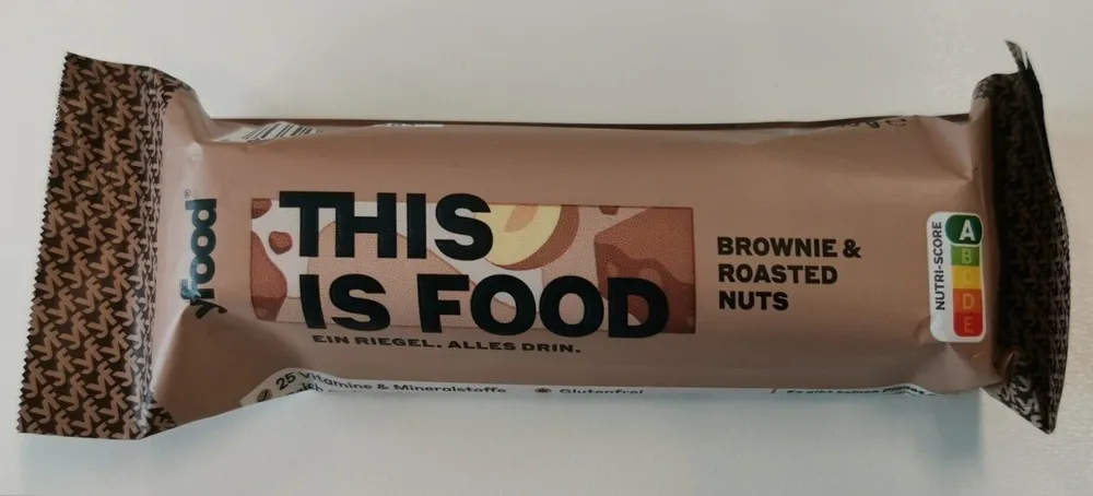 BROWNIE & ROASTED NUTS