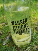 Wasser Zitrone Thymian