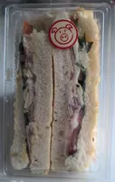 Fladen Sandwich mit Schinken und Mozzarella