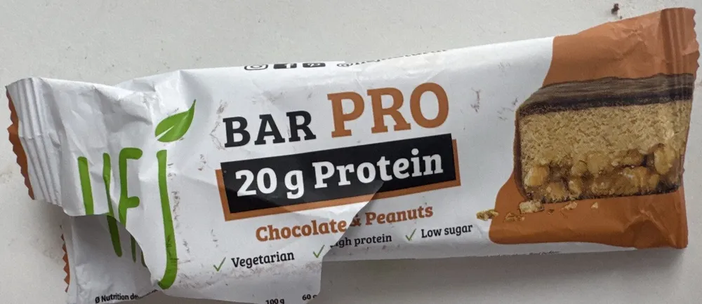 Hej Protein Bar Pro Chocolate und Peanuts