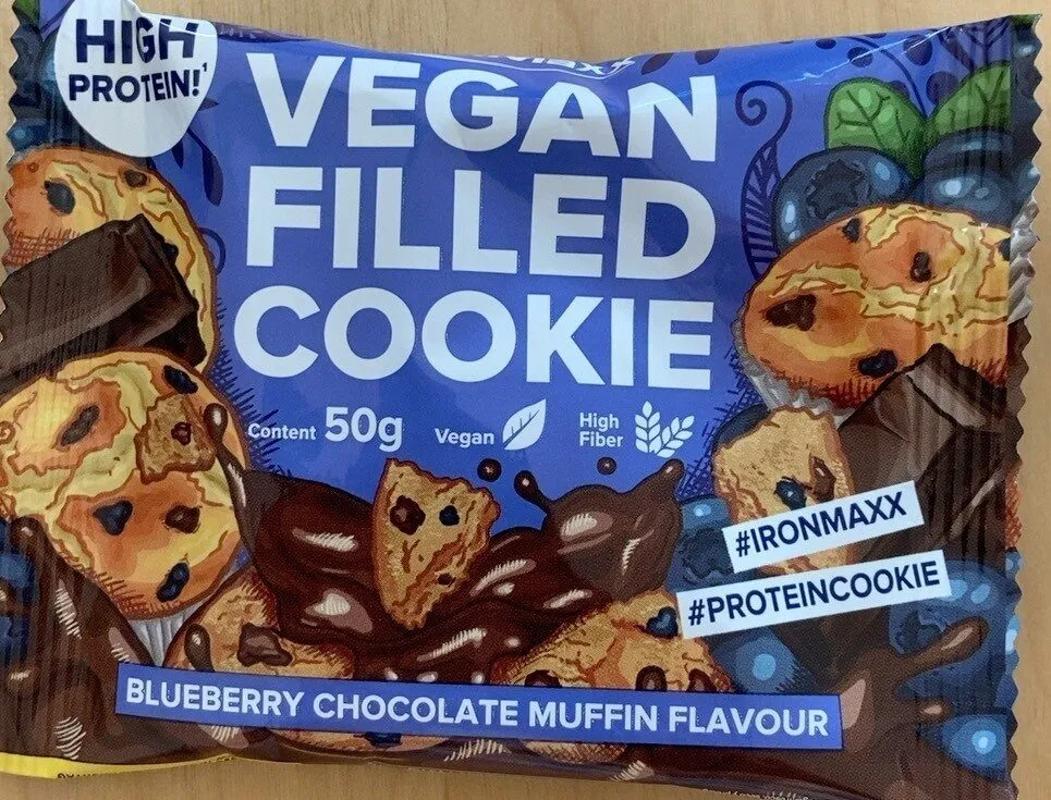 Vegan filled cookie blueberry chocolate
