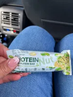 Protein And Nut Bar