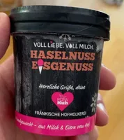 Haselnuss Eisgenuss