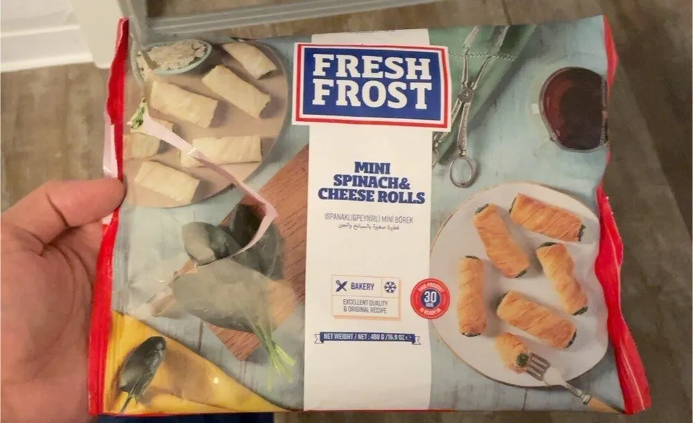 Mini spinach & cheese rolls
