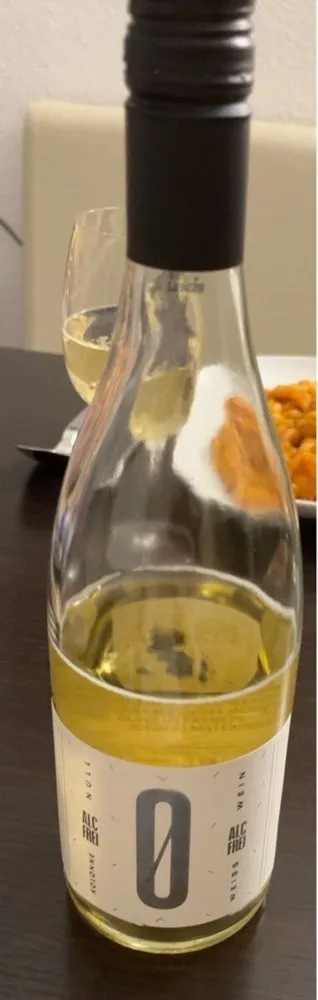 Vin blanc sans alcool