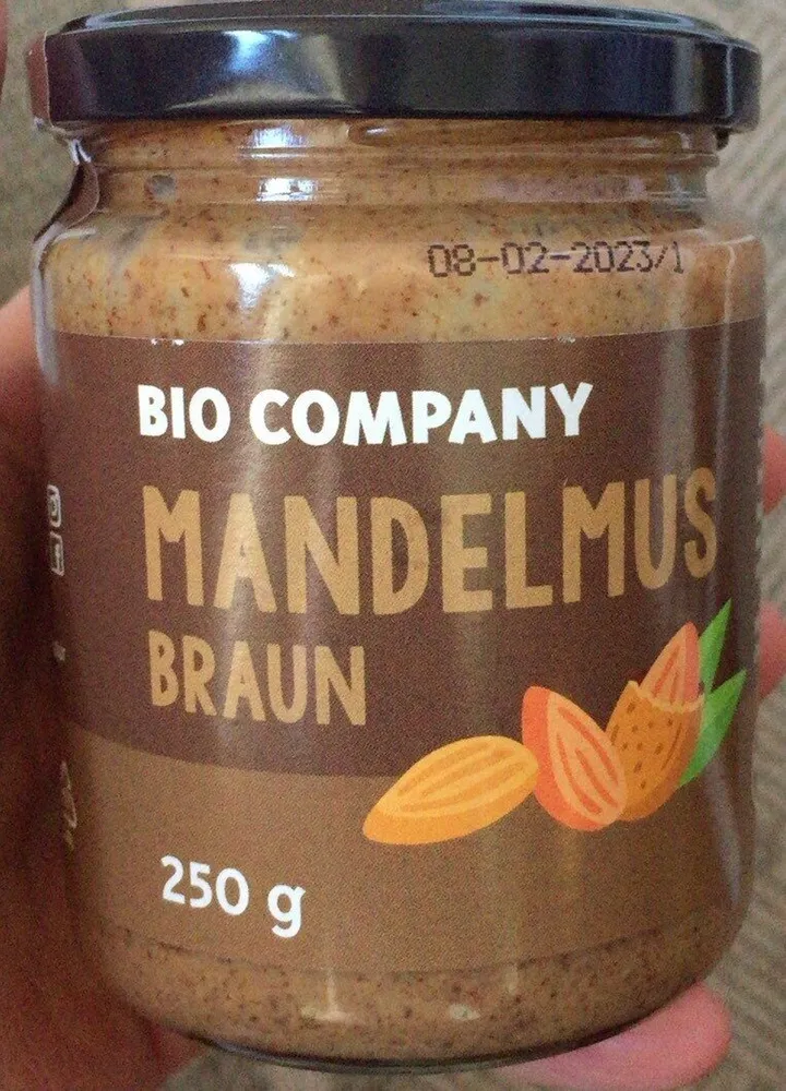 Mandelmus Braun
