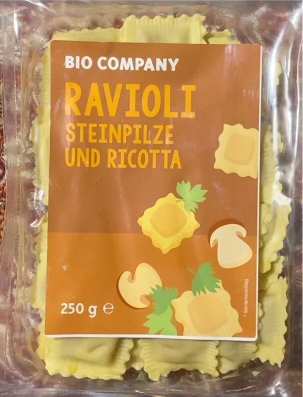 Ravioli steinze und ricotta
