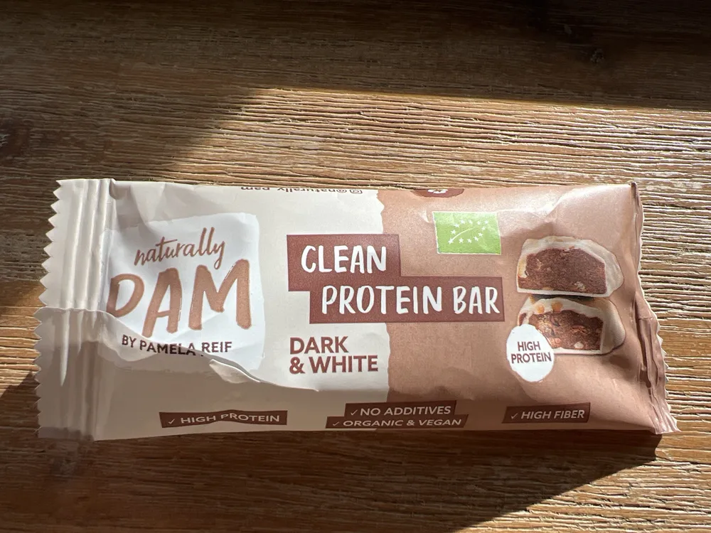 Clean Protein Bar (Dark & White)