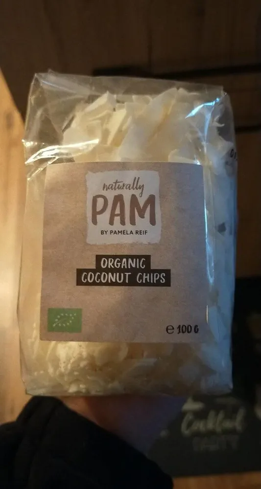 Organic coconut chips