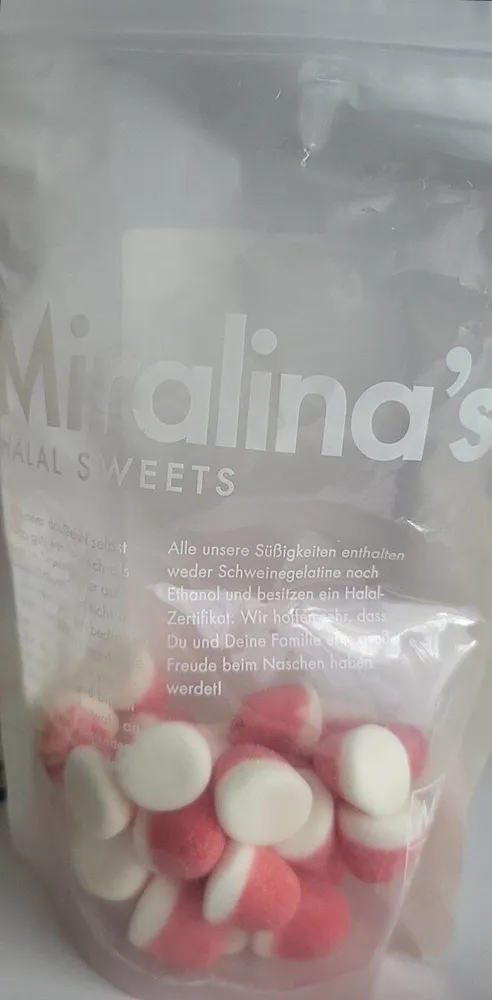 Halal sweets Strawberry Kiss