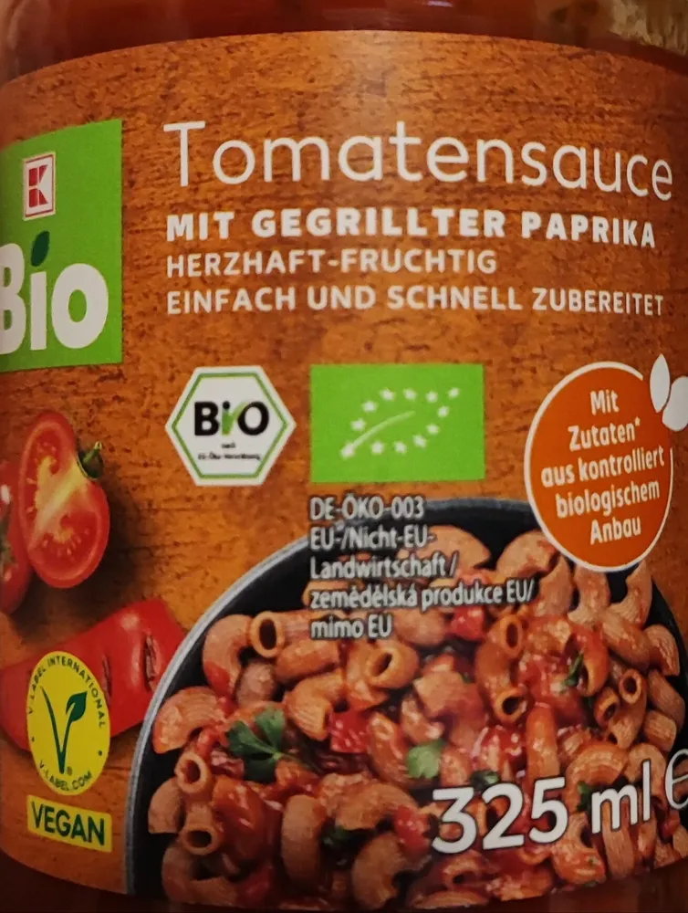 Tomatensauce mit gegrillter Paprika