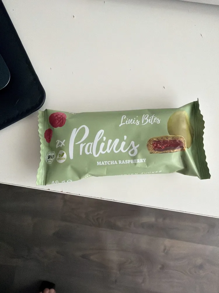 2x Pralini's MATCHA RASPBERRY