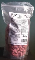 Cashewkerne mit Himbeerpulver