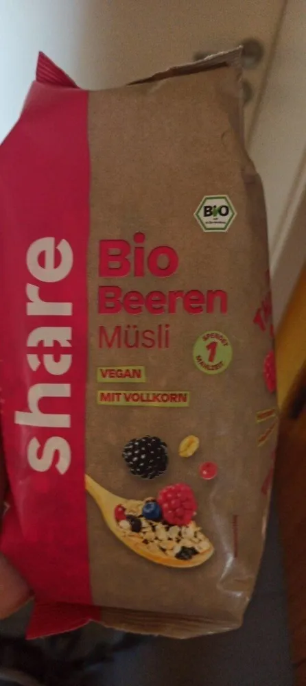 Share bio Beeren müsli