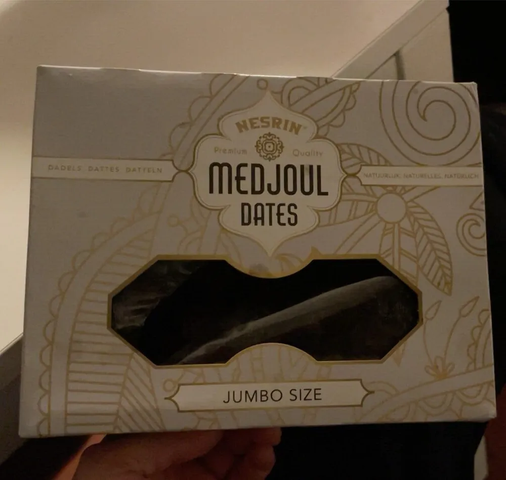 Medjoul dates