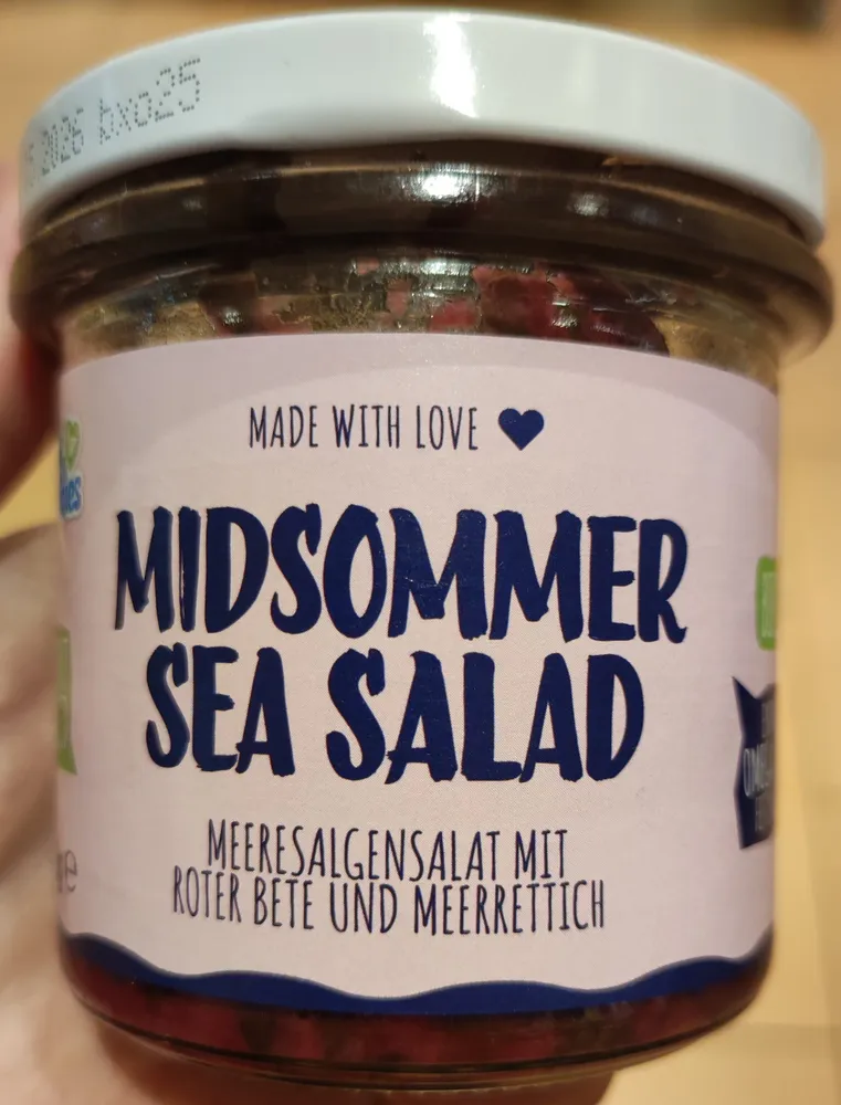 Midsommer sea salad
