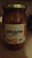Pfirsiche geschnitten
