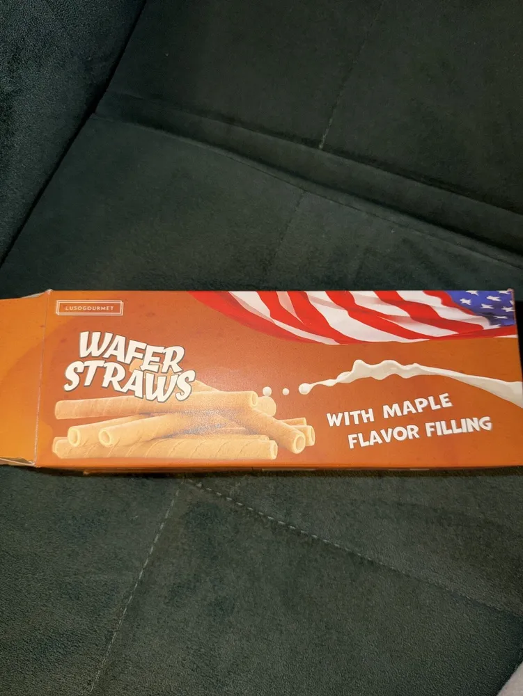 Wafer Straws With Maple Flavour Filling