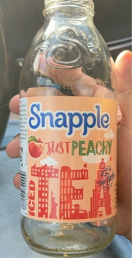 Snapple Peach Ice Tea