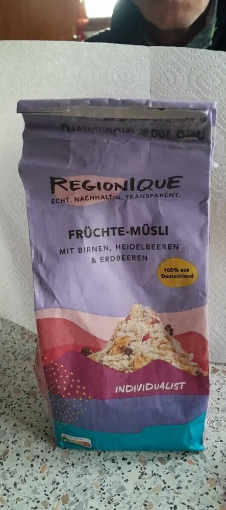 Früchte-Müsli