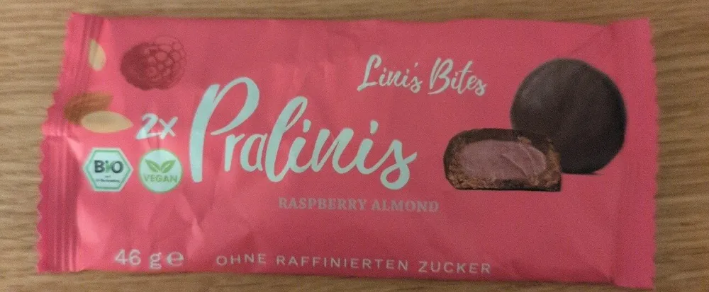 Pralines Raspberry Almond Caramel