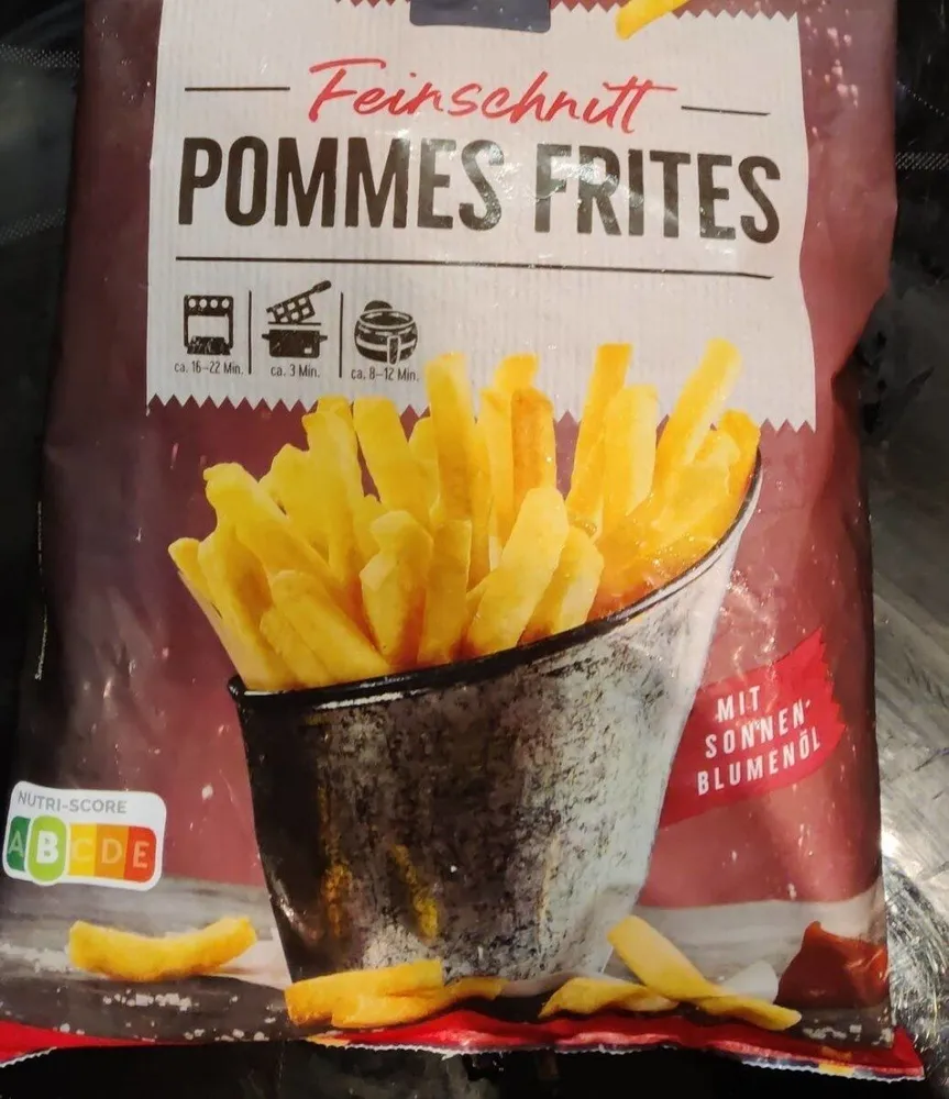Pommes Frites halbvoll