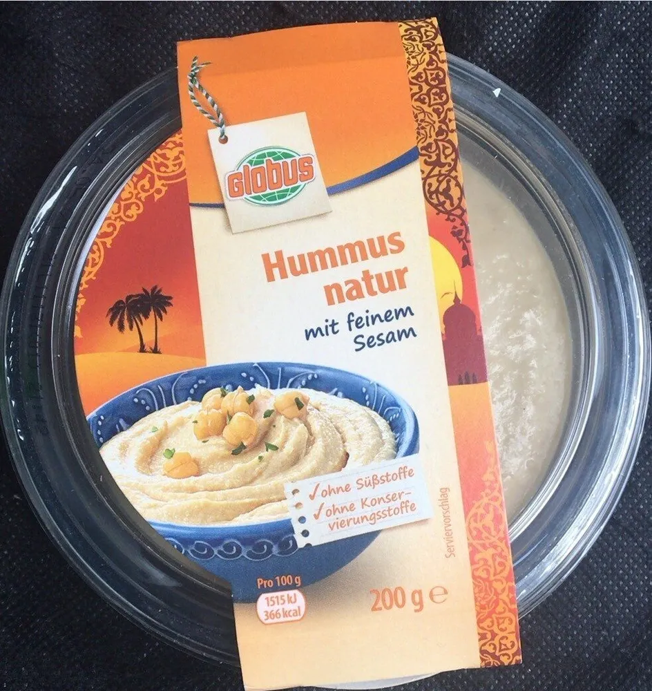 Hummus natur mit feinem Sesam