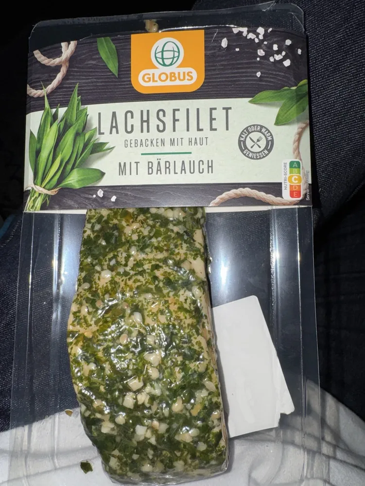 Lachsfilet gebacken mit Bärlauch