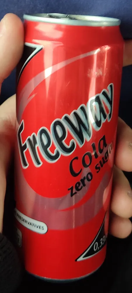 Cola zero sugar