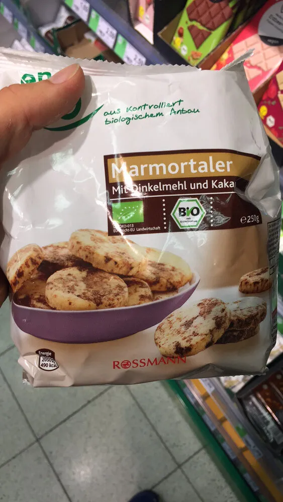 Marmortaler, Mit Dinkelmehl Und Kakao