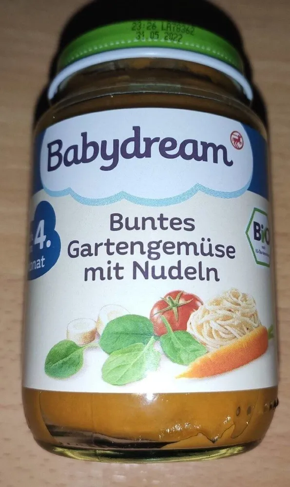 Buntes Gartengemüse mit Nudeln