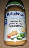 Pasta mit Zucchini und Süßkartoffeln