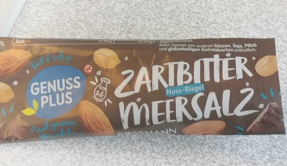Nuss-Riegel Zartbitter Meersalz