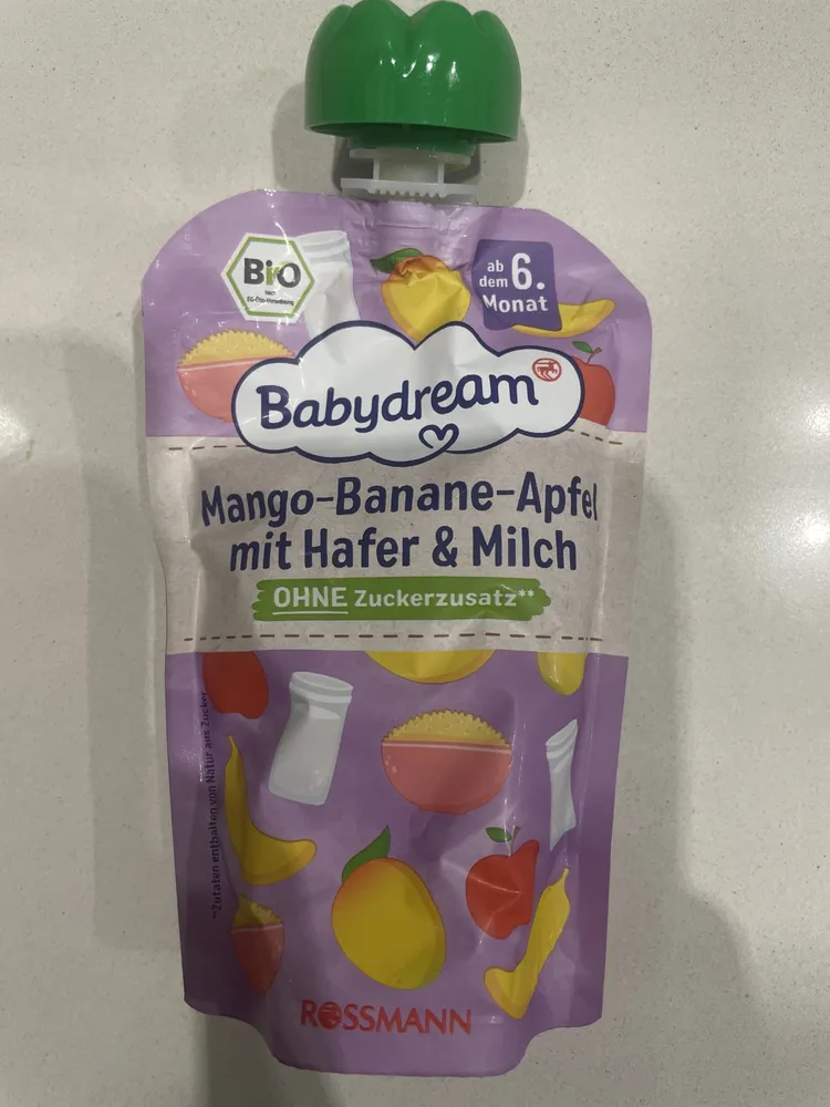 Mango Banane Apfel mit Hafer und Milch