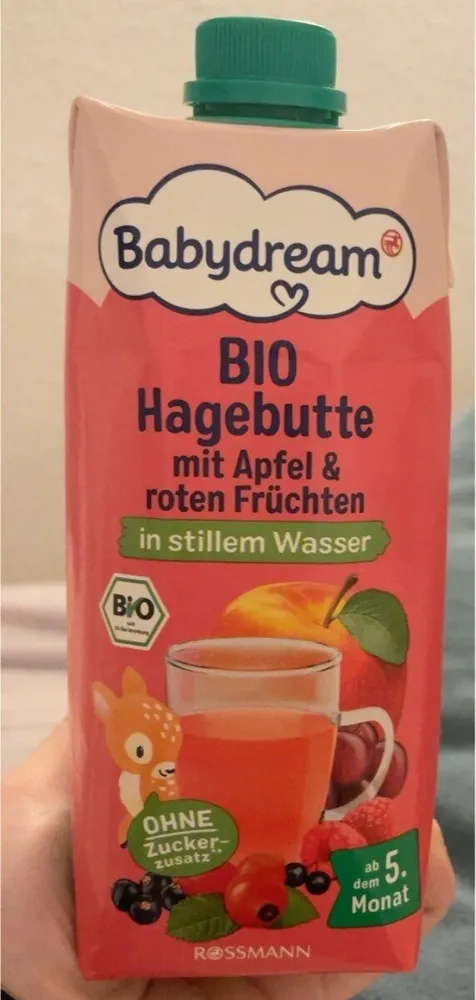 Bio Hagebutte mit Äpfeln & roten Früchten