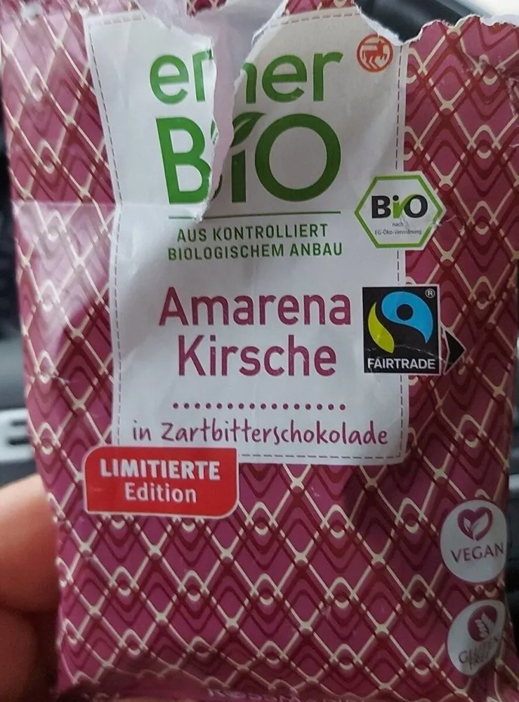 Amarena Kirsche in Zartbitterschokolade