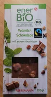 Vollmilch Schokolade mit ganzen Haselnüssen