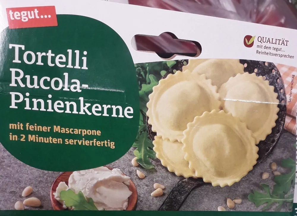 Tortelli Rucola-Pinienkerne