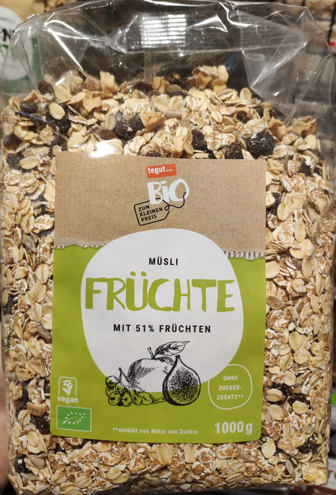 Früchte Müsli