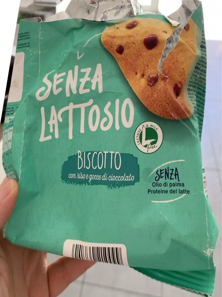 Biscotti frollini con riso e cioccolato
