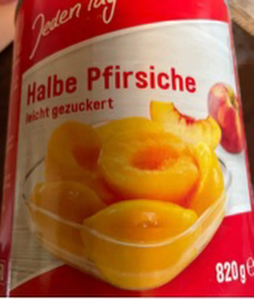Halbe Pfirsiche