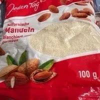 Mandeln gerieben