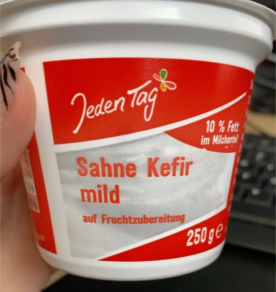Sahne Kefir mild auf Fruchtzubereitung