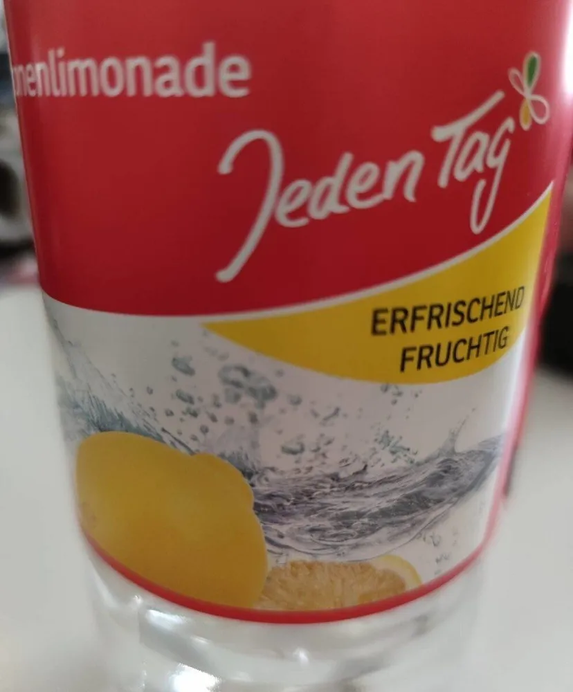 Jeden Tag Zitronenlimonade