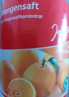 Orangensaft aus Orangensaftkonzentrat