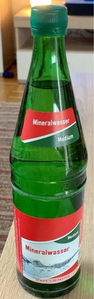 Mineralwasser Medium