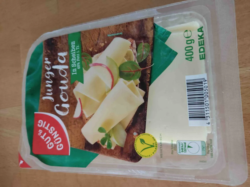 Gauda jung, in Scheiben