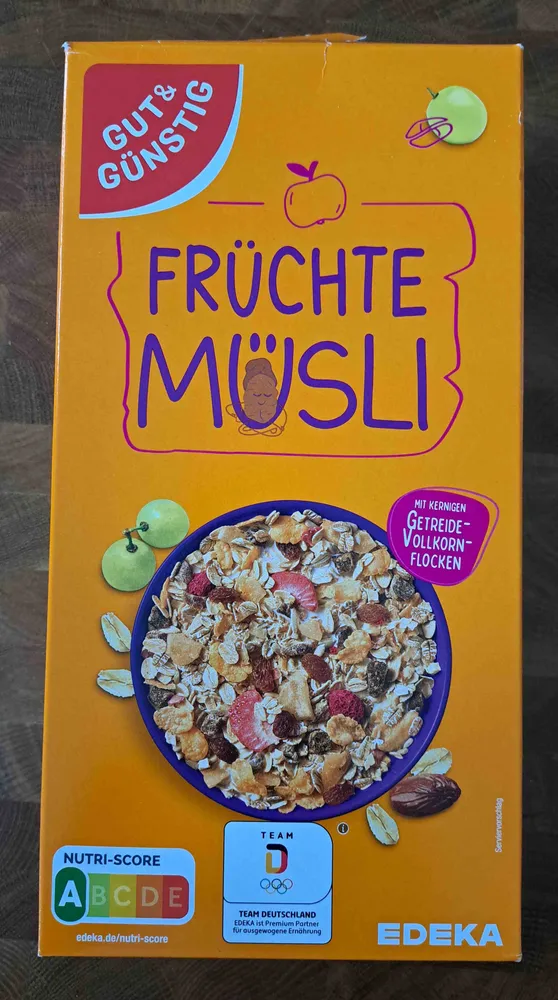 Früchte Müsli