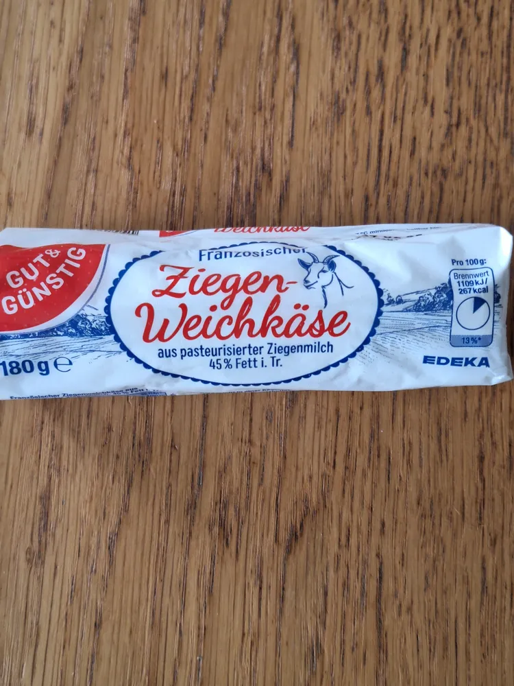 Französischer Ziegenweichkäse aus pasteurisierter Ziegenmilch 45% Fett i.Tr.
